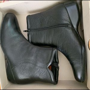 Hush Puppies Paddington Black women’s low boot